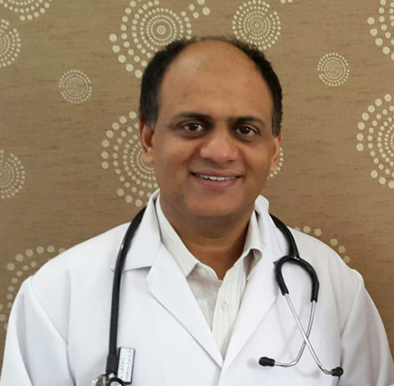 Dr. Vikram Chauhan online poradna ajurvedsky lekar v Indii